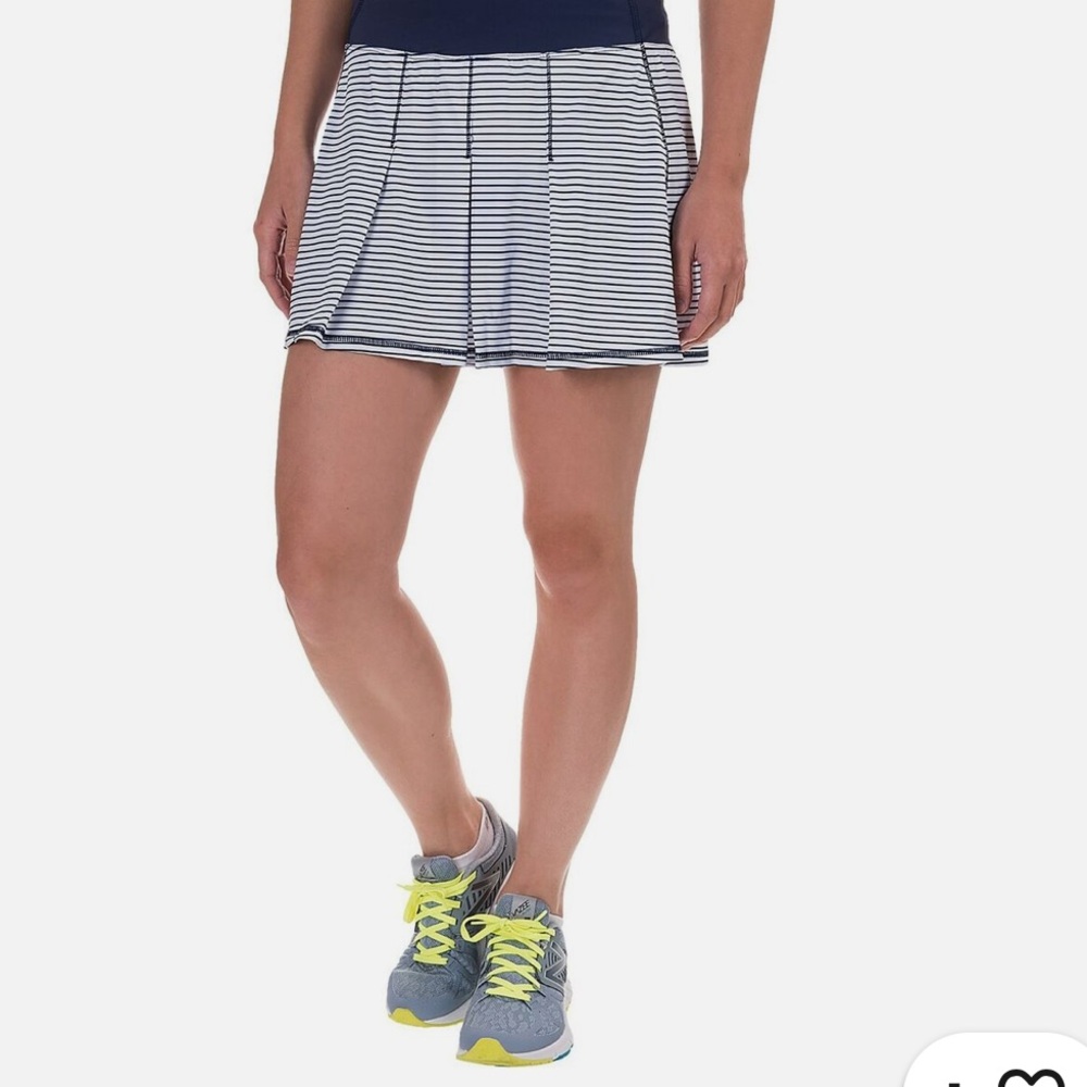 Kyodan Striped Black and White Tennis Skort - Size S